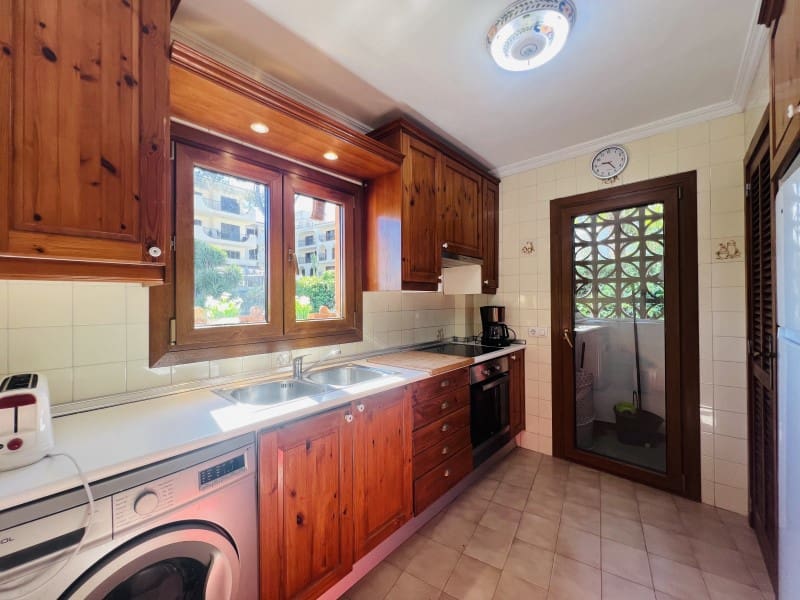 2 sypialnia Apartament do wynajęcia w Santa Ponsa z garażem - 1 850 € (Ref: 9855345)