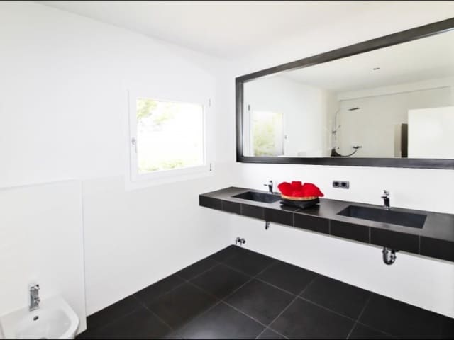 3 slaapkamer Villa te koop in Sol de Mallorca, Calvià met zwembad - € 2.600.000 (Ref: 9855346)