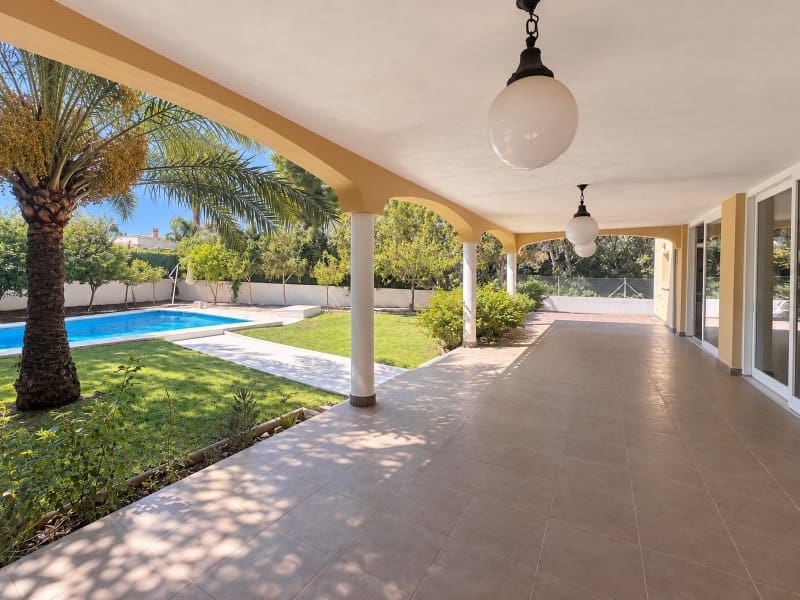 3 bedroom Villa for rent in Sol de Mallorca with pool garage - € 6,300 (Ref: 9855347)