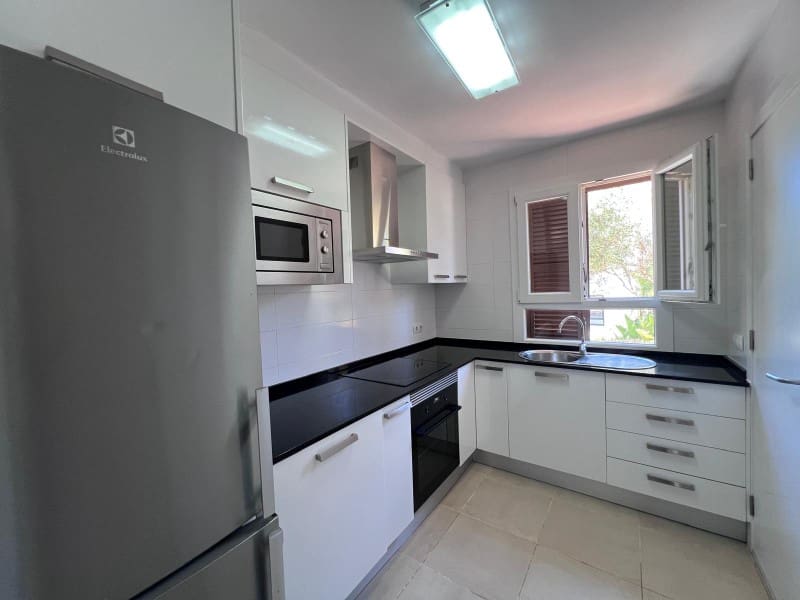 3 bedroom Apartment for rent in Santa Ponsa - € 2,000 (Ref: 9859882)