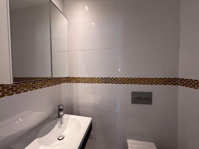 3 makuuhuone Huoneisto vuokrattavana paikassa Santa Ponsa, Calvià - 2 000 € (Ref: 9859882)
