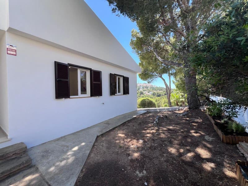 3 bedroom Apartment for rent in Santa Ponsa - € 2,000 (Ref: 9859882)