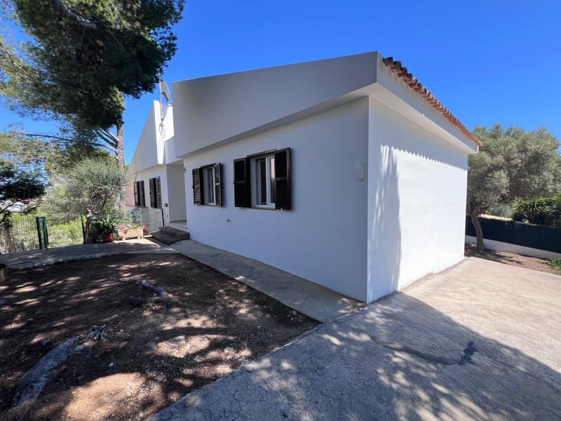 3 bedroom Apartment for rent in Santa Ponsa - € 2,000 (Ref: 9859882)