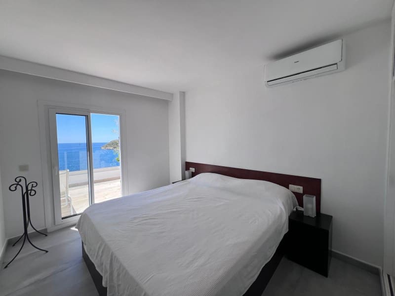 Apartamento de 2 habitaciones en Magalluf en alquiler con piscina garaje - 2.500 € (Ref: 9865085)