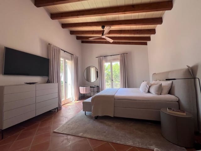 3 soverom Villa til salgs i Santa Ponsa, Calvià med svømmebasseng - € 2 550 000 (Ref: 9868488)
