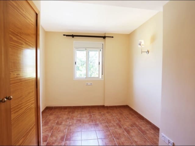 3 quarto Apartamento para arrendar em Santa Ponsa, Calvià com piscina garagem - 2 500 € (Ref: 9890073)