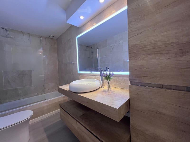 2 soveværelse Penthouse til leje i Santa Ponsa med swimmingpool - € 2.200 (Ref: 9912823)