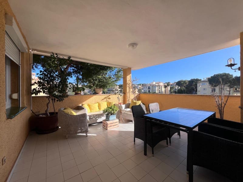 2 soveværelse Penthouse til leje i Santa Ponsa med swimmingpool - € 2.200 (Ref: 9912823)