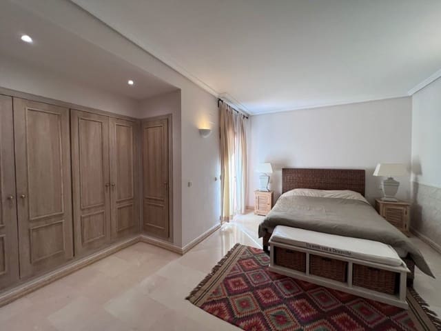 2 sovrum Lägenhet att hyra i Santa Ponsa, Calvià med pool garage - 2 000 € (Ref: 9921954)