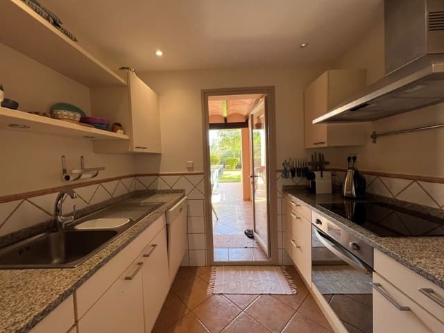 2 sovrum Lägenhet att hyra i Santa Ponsa, Calvià med pool garage - 2 000 € (Ref: 9921954)