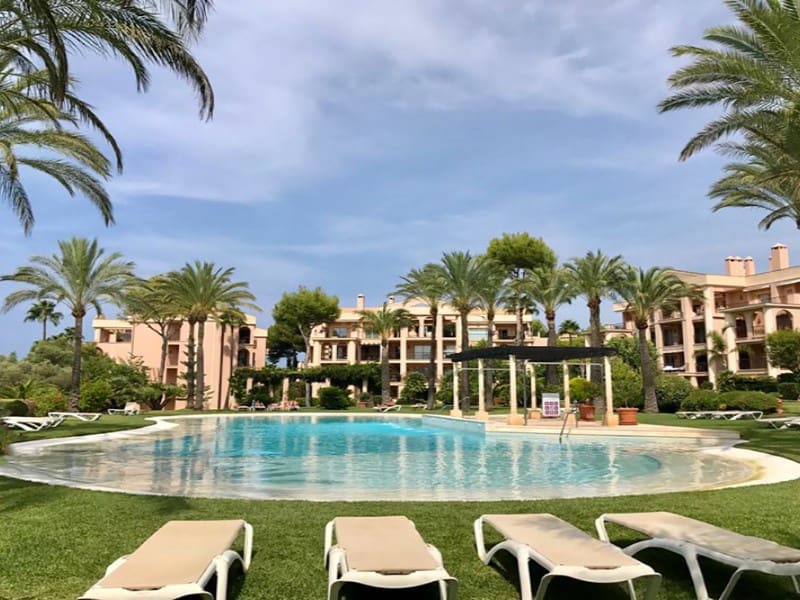 2 sovrum Lägenhet att hyra i Santa Ponsa med pool garage - 2 000 € (Ref: 9921954)