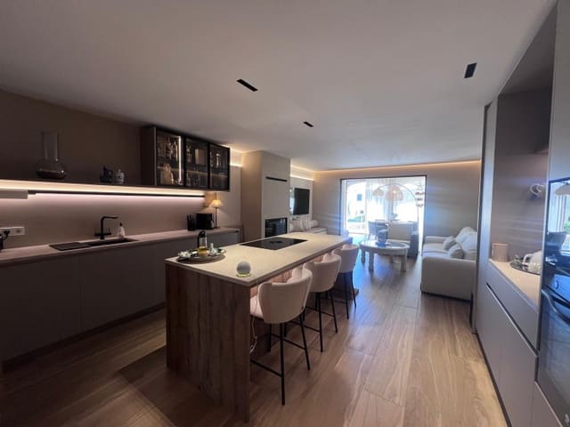 Apartamento de 3 habitaciones en Santa Ponsa, Calvià en alquiler con piscina garaje - 4.500 € (Ref: 9933914)