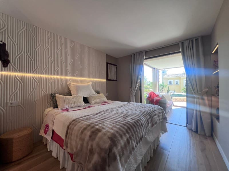 Apartamento de 3 habitaciones en Santa Ponsa en alquiler con piscina garaje - 4.500 € (Ref: 9933914)