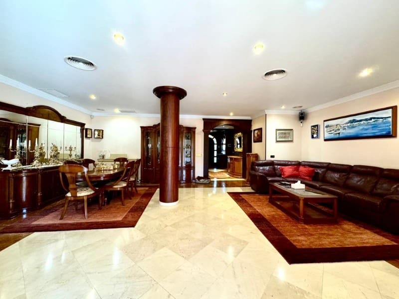 5 bedroom Villa for sale in El Toro / Port Adriano with pool garage - € 1,790,000 (Ref: 9937877)