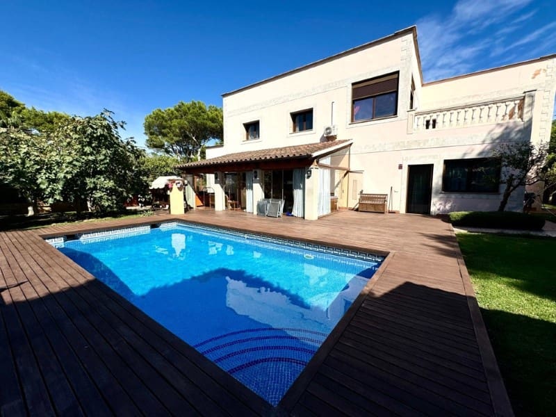 5 bedroom Villa for sale in El Toro / Port Adriano with pool garage - € 1,790,000 (Ref: 9937877)