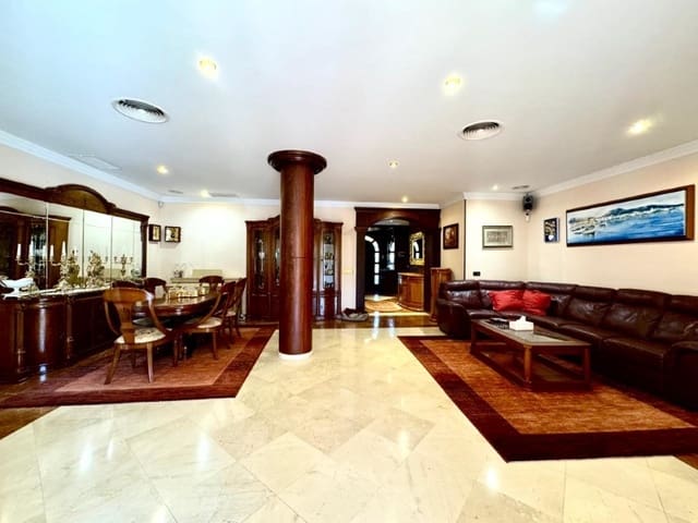 5 chambre Villa/Maison à vendre à El Toro / Port Adriano, Calvià avec piscine garage - 1 790 000 € (Ref: 9937877)