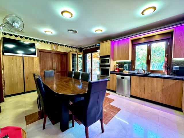 5 chambre Villa/Maison à vendre à El Toro / Port Adriano, Calvià avec piscine garage - 1 790 000 € (Ref: 9937877)