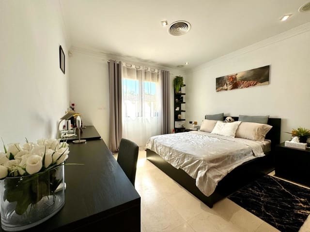 5 chambre Villa/Maison à vendre à El Toro / Port Adriano, Calvià avec piscine garage - 1 790 000 € (Ref: 9937877)