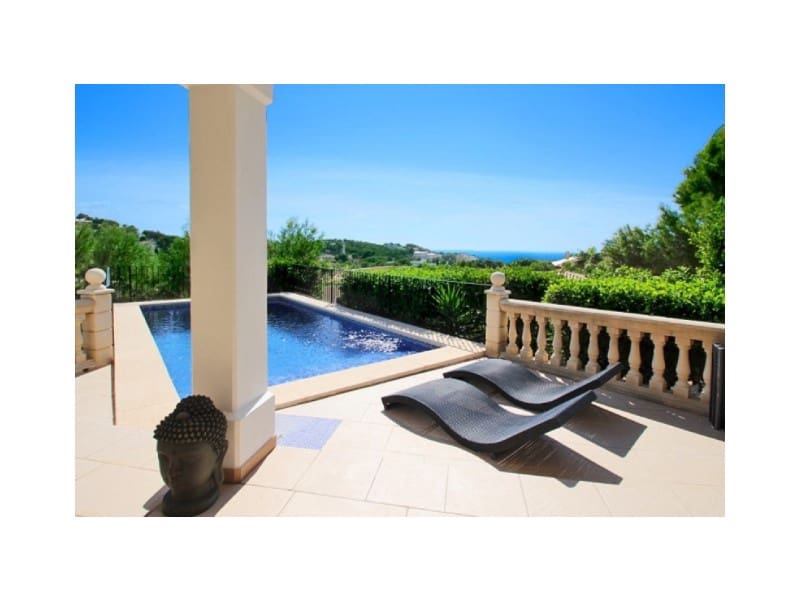Chalet de 3 habitaciones en Costa de la Calma en venta con piscina - 2.100.000 € (Ref: 9945429)