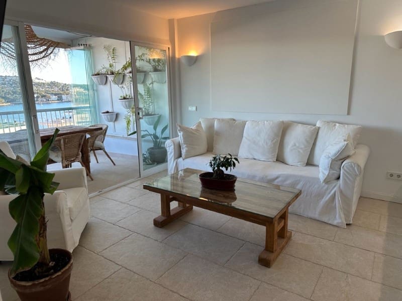 2 bedroom Apartment for rent in Santa Ponsa with garage - € 2,290 (Ref: 9952352)