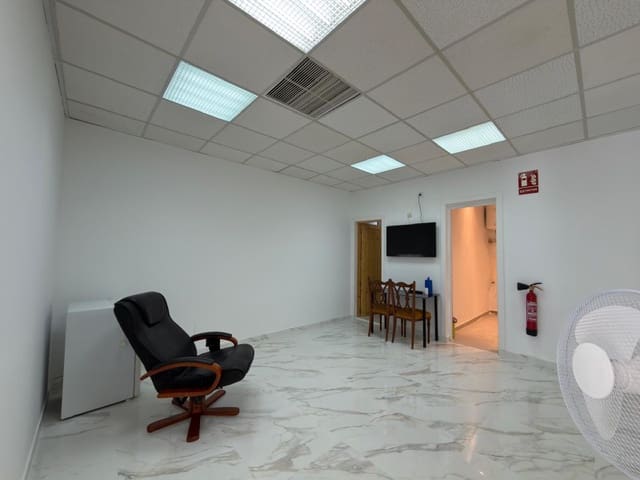 Erhverv til leje i Cala Vinyes / Cala Vinyas / Cala Viñas, Calvià - € 1.200 (Ref: 9957661)