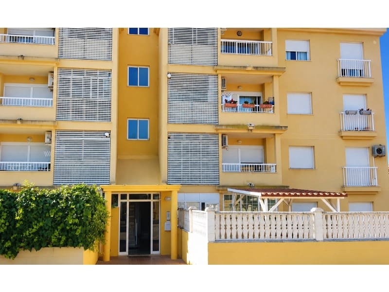 3 bedroom Apartment for rent in Son Ferrer with garage - € 1,400 (Ref: 9959471)