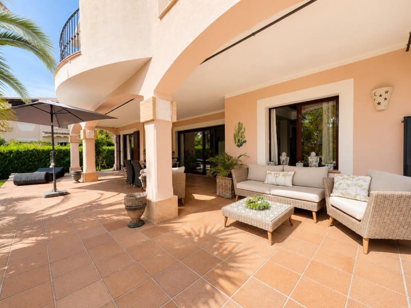 3 soverom Leilighet til salgs i Santa Ponsa med svømmebasseng garasje - € 1 350 000 (Ref: 9970333)