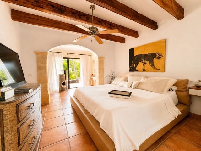 3 soverom Leilighet til salgs i Santa Ponsa, Calvià med svømmebasseng garasje - € 1 350 000 (Ref: 9970333)