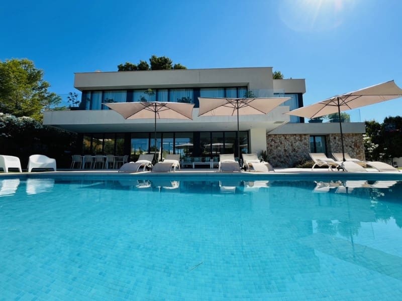 Chalet de 6 habitaciones en Santa Ponsa en alquiler con piscina - 11.500 € (Ref: 9982690)