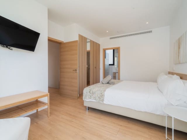 6 Zimmer Villa zu vermieten in Santa Ponsa, Calvià mit Pool Garage - 11.500 € (Ref: 9982690)