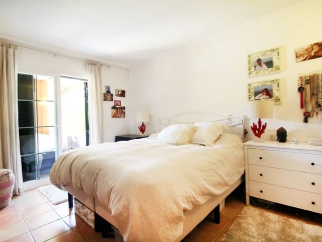 2 soveværelse Lejlighed til salg i Santa Ponsa, Calvià med swimmingpool - € 650.000 (Ref: 9982691)