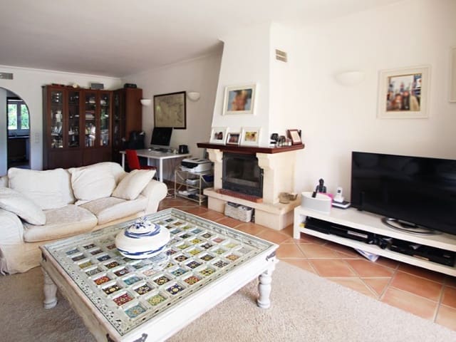 2 soveværelse Lejlighed til salg i Santa Ponsa, Calvià med swimmingpool - € 650.000 (Ref: 9982691)