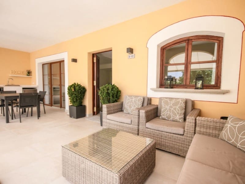 2 soveværelse Byhus til leje i Santa Ponsa med swimmingpool garage - € 4.000 (Ref: 9982692)