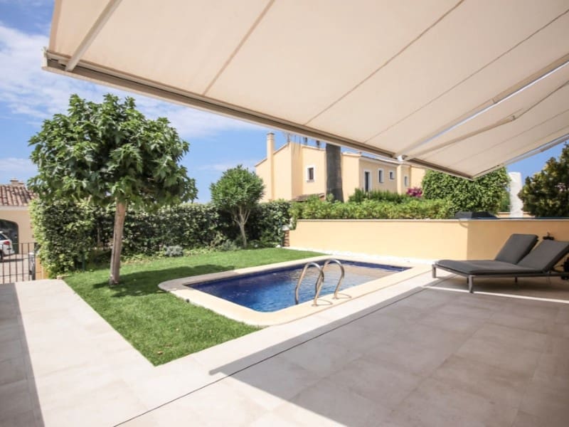 2 soveværelse Byhus til leje i Santa Ponsa med swimmingpool garage - € 4.000 (Ref: 9982692)
