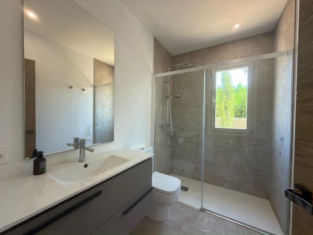 Villa/Maison de 3 chambres à louer à Es Capdella, Calvià avec piscine garage - 3 500 € (Ref: 9996845)