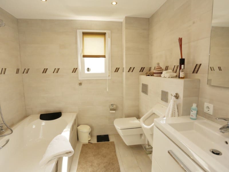 Apartamento de 2 habitaciones en El Toro / Port Adriano en alquiler con piscina garaje - 3.000 € (Ref: 9998504)