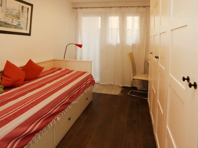 Apartamento de 2 habitaciones en El Toro / Port Adriano, Calvià en alquiler con piscina garaje - 3.000 € (Ref: 9998504)