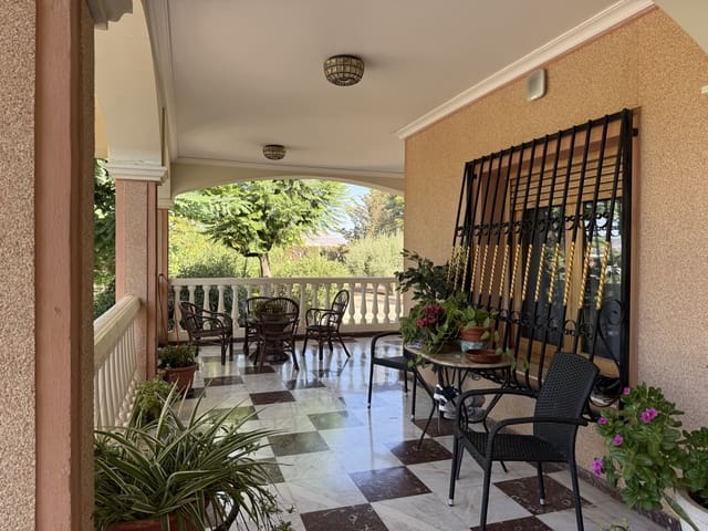 4 chambre Finca/Maison de Campagne à vendre à Novelda avec piscine garage - 590 000 € (Ref: 10032222)