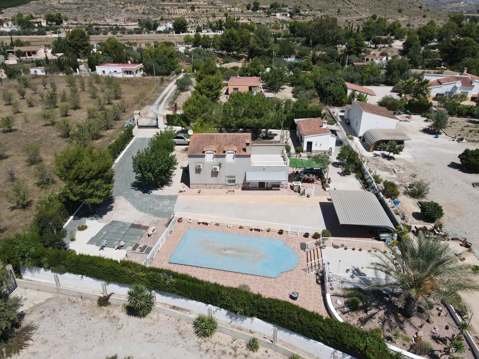 5 bedroom Finca/Country House for sale in Hondón de las Nieves with