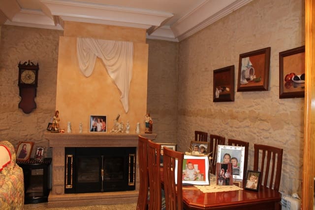 5 bedroom Terraced Villa for sale in Hondón de las Nieves - € 269,000 (Ref: 6385420)