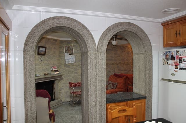 5 bedroom Terraced Villa for sale in Hondón de las Nieves - € 269,000 (Ref: 6385420)