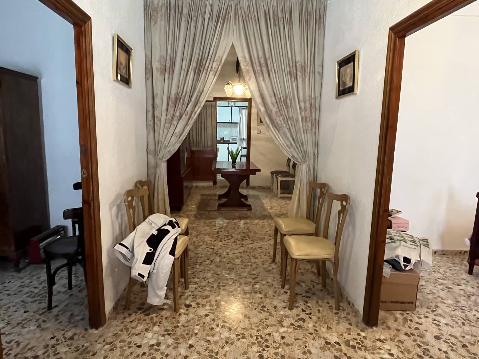 4 soveværelse Byhus til salg i Barinas - € 64.000 (Ref: 7730281)