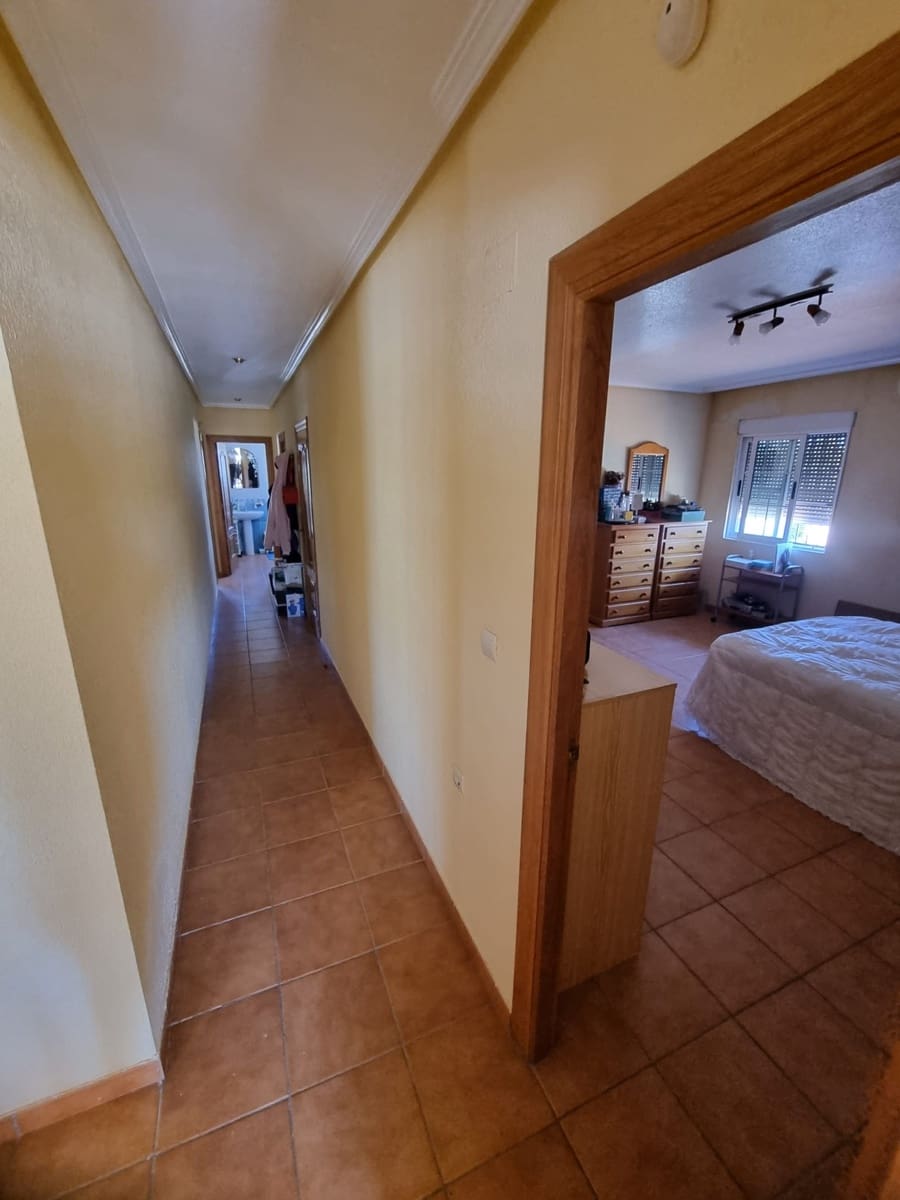 4 soveværelse Villa til salg i Elche / Elx med swimmingpool garage - € 313.000 (Ref: 9872578)
