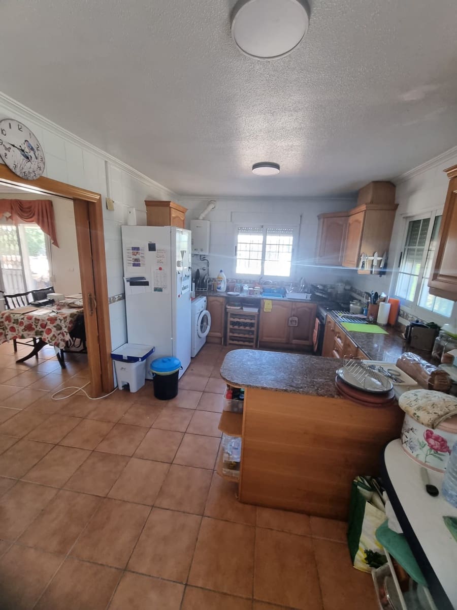 4 soveværelse Villa til salg i Elche / Elx med swimmingpool garage - € 313.000 (Ref: 9872578)