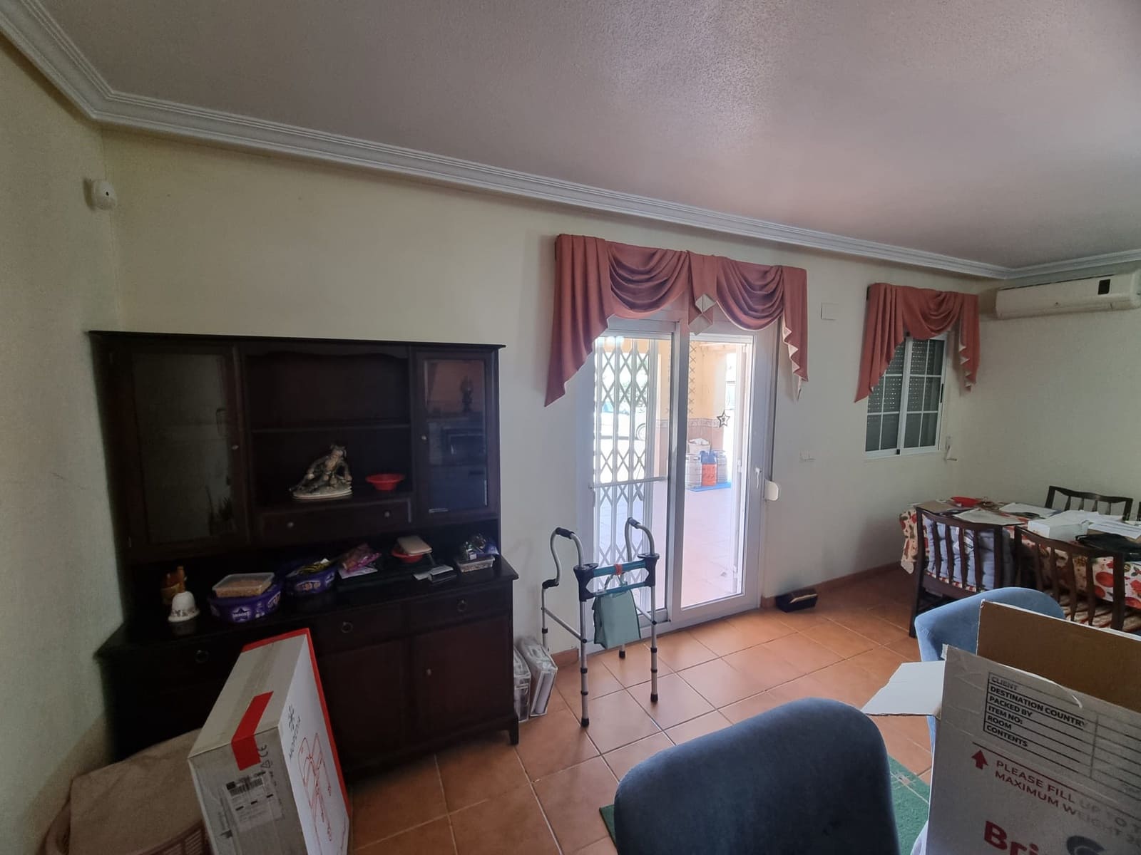 4 soveværelse Villa til salg i Elche / Elx med swimmingpool garage - € 313.000 (Ref: 9872578)