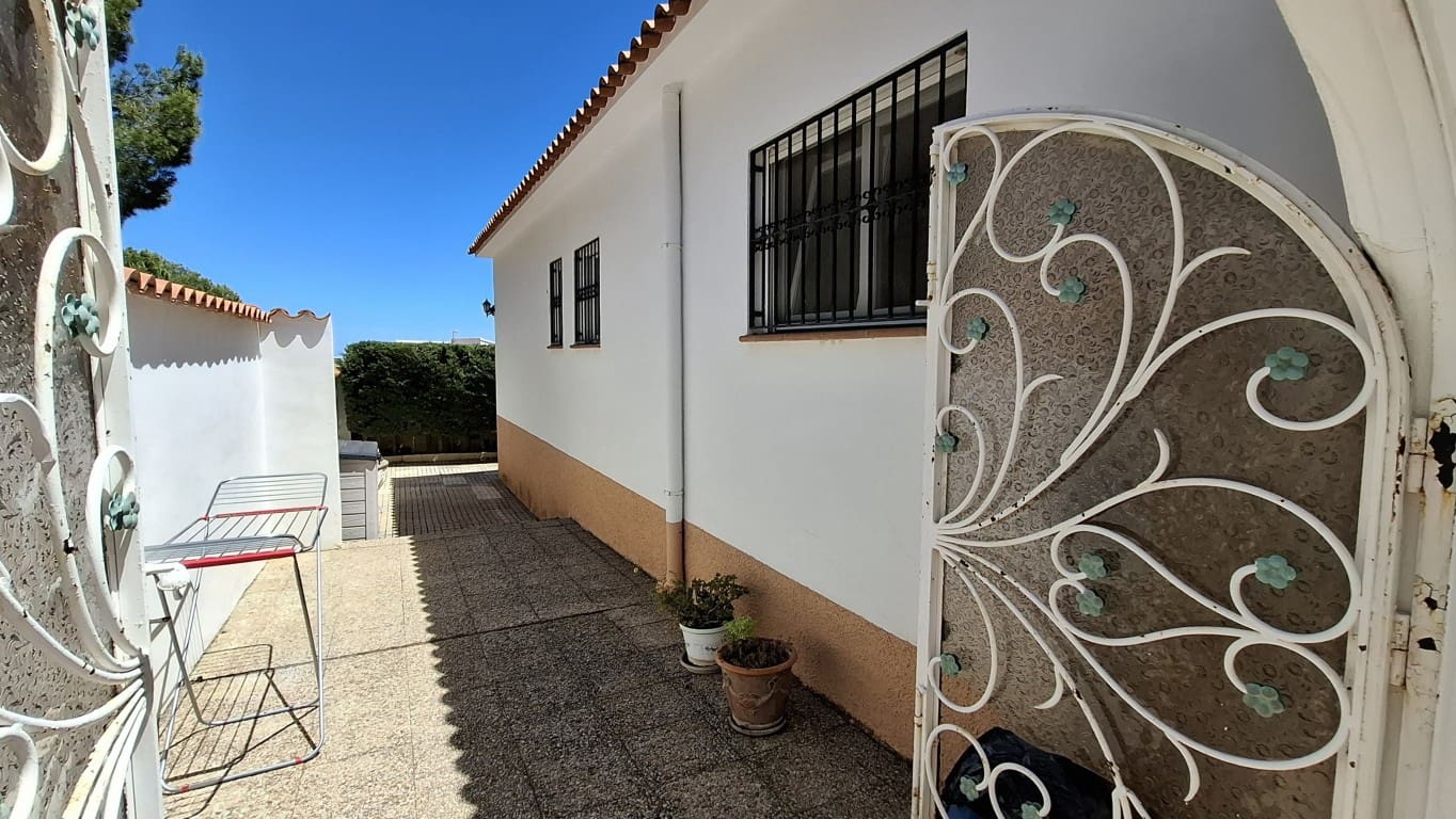 4 soverom Villa til salgs i La Nucia med svømmebasseng - € 650 000 (Ref: 10024649)