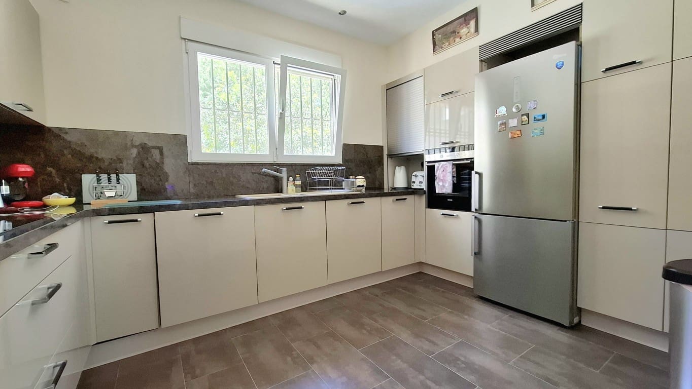 4 soverom Villa til salgs i La Nucia med svømmebasseng - € 650 000 (Ref: 10024649)