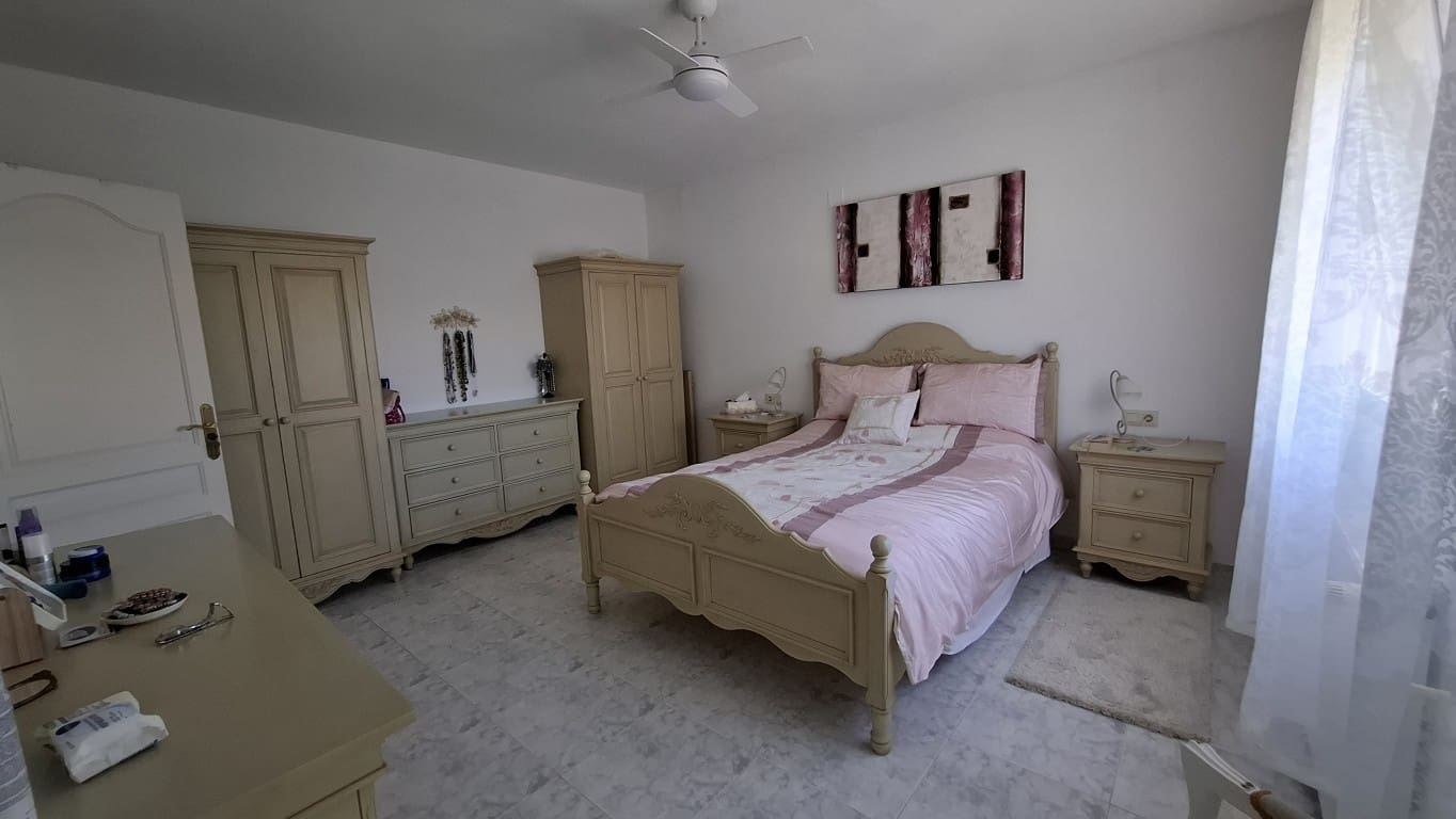 4 soverom Villa til salgs i La Nucia med svømmebasseng - € 650 000 (Ref: 10024649)
