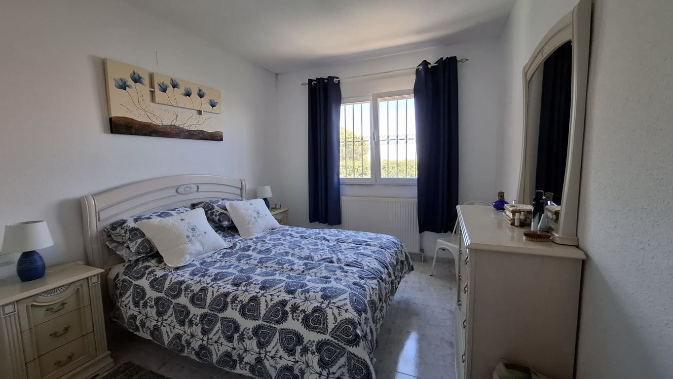 4 soverom Villa til salgs i La Nucia med svømmebasseng - € 650 000 (Ref: 10024649)