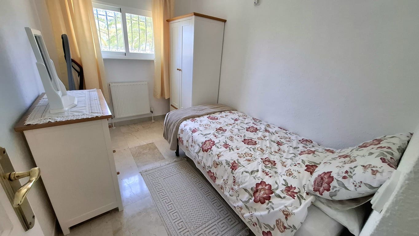 4 soverom Villa til salgs i La Nucia med svømmebasseng - € 650 000 (Ref: 10024649)